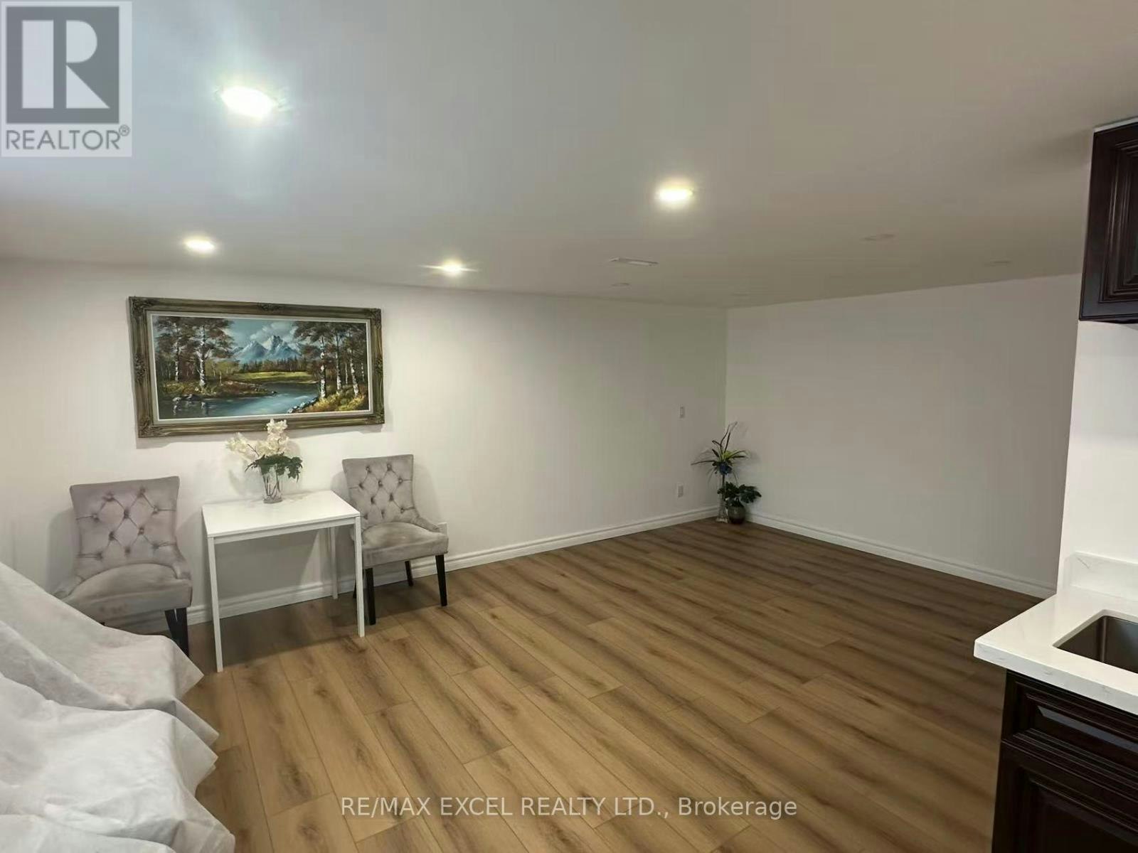 5 Union Street, Markham, ON, L3R 2H4 - 6