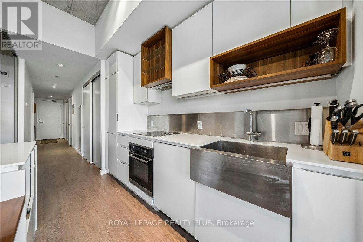 207-383 Sorauren Avenue, Toronto, ON, M6R 0A4 - 17