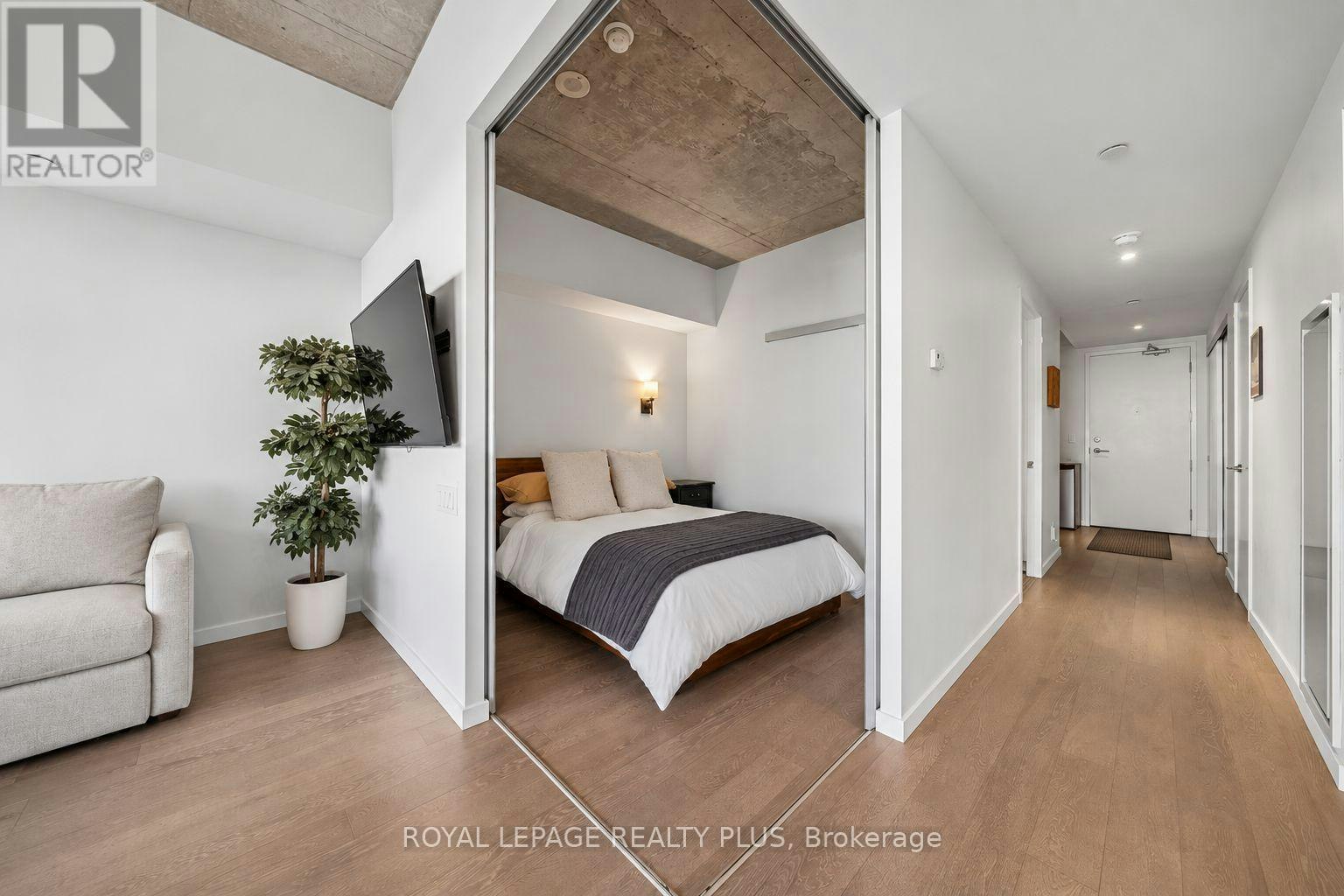 207-383 Sorauren Avenue, Toronto, ON, M6R 0A4 - 14