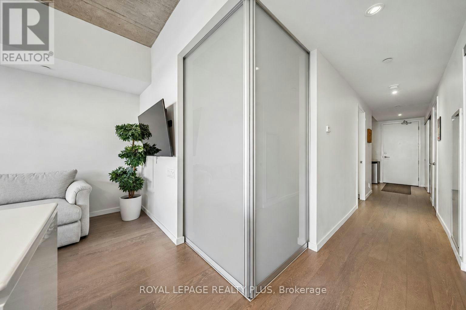 207-383 Sorauren Avenue, Toronto, ON, M6R 0A4 - 19