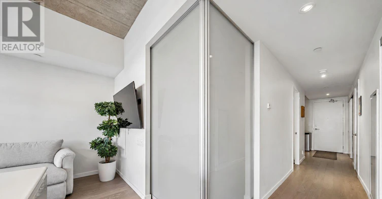 207-383 Sorauren Avenue, Toronto, ON, M6R 0A4 - 19