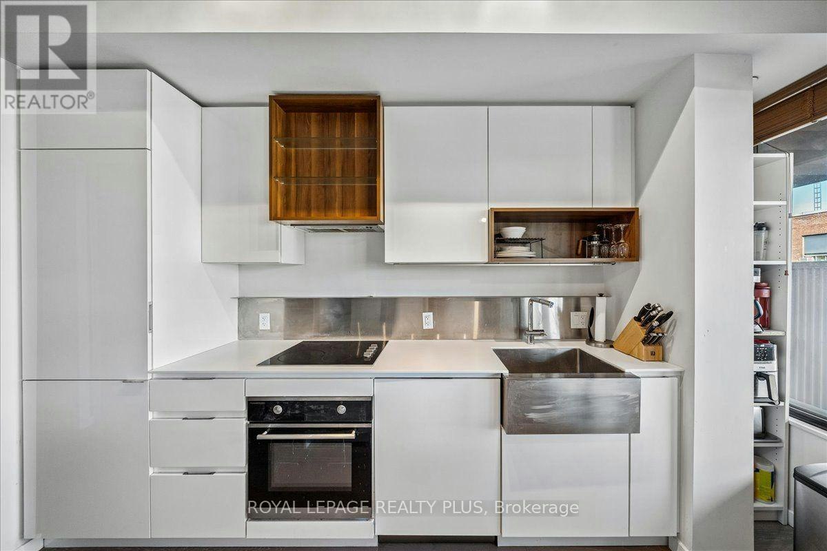 207-383 Sorauren Avenue, Toronto, ON, M6R 0A4 - 16