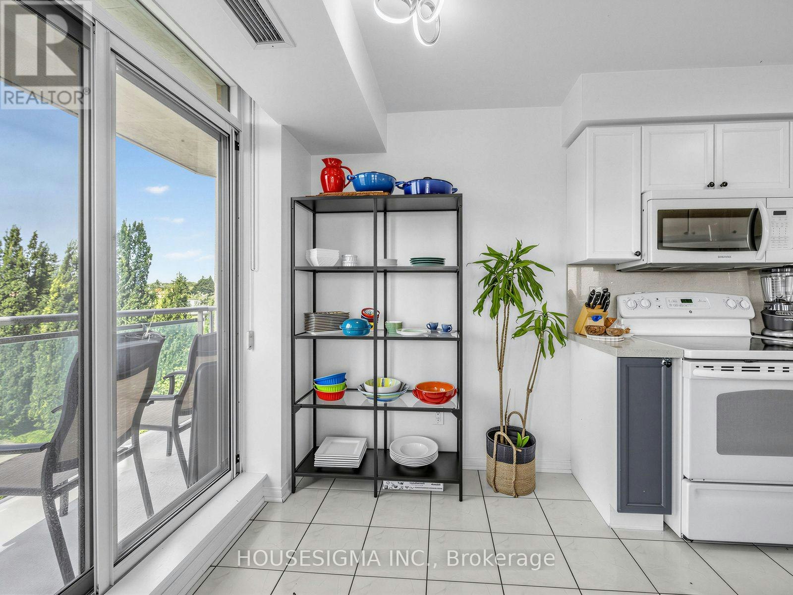 509-190 Manitoba Street, Toronto, ON, M8Y 3Y8 - 11