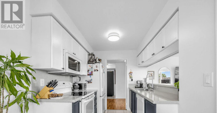 509-190 Manitoba Street, Toronto, ON, M8Y 3Y8 - 13