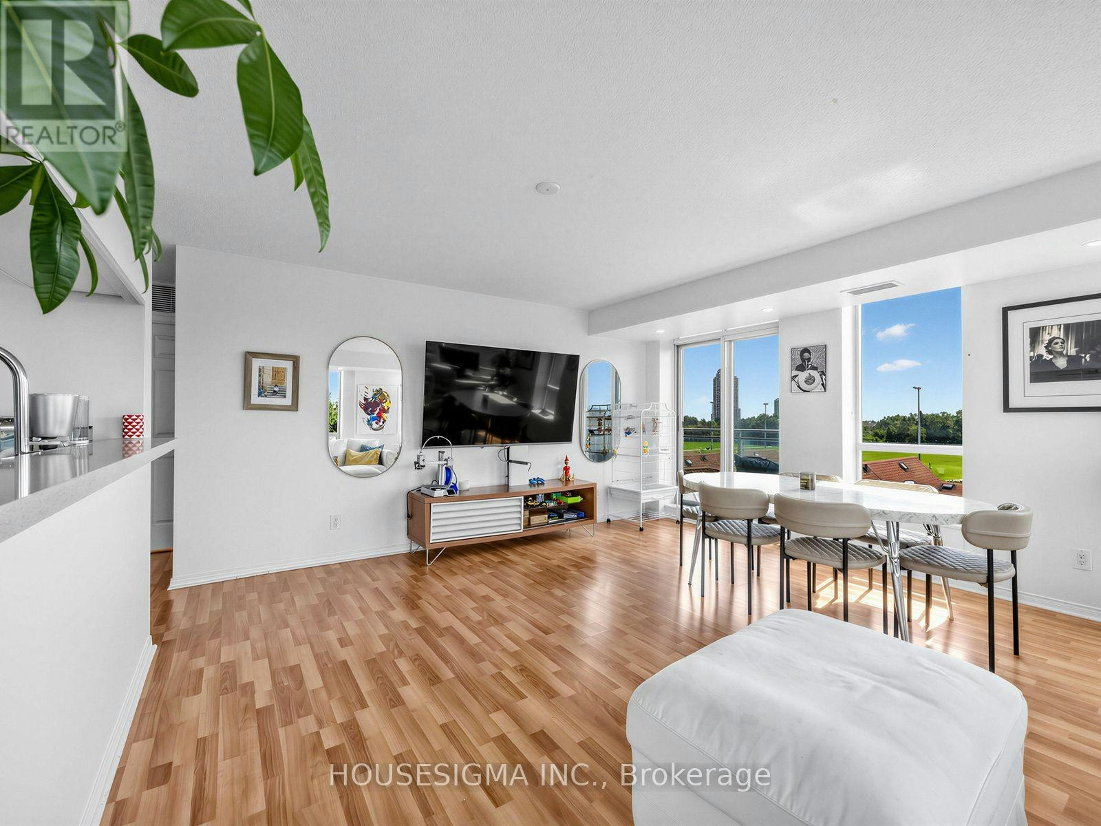 509-190 Manitoba Street, Toronto, ON, M8Y 3Y8 - 9