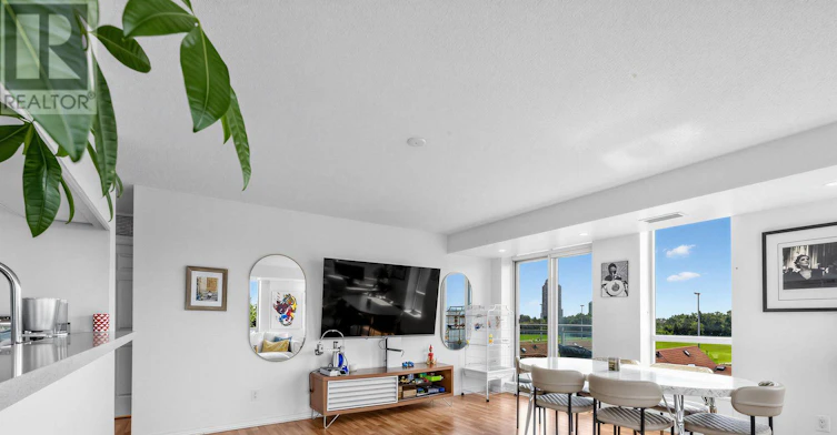 509-190 Manitoba Street, Toronto, ON, M8Y 3Y8 - 9