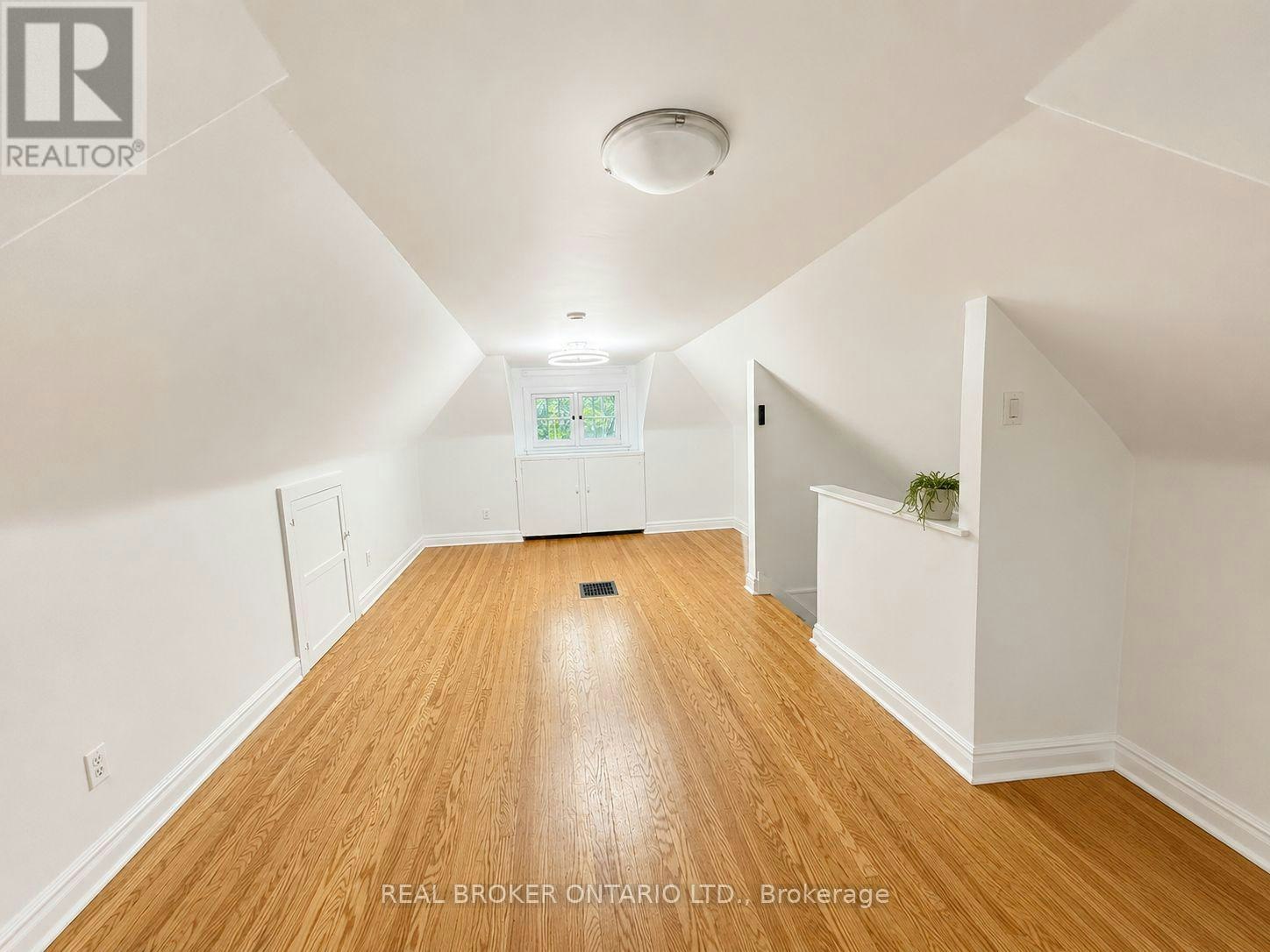 UPPER-272 Stinson Crescent, Hamilton, ON, L8N 1T7 - 17
