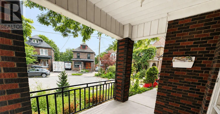 UPPER-272 Stinson Crescent, Hamilton, ON, L8N 1T7 - 2