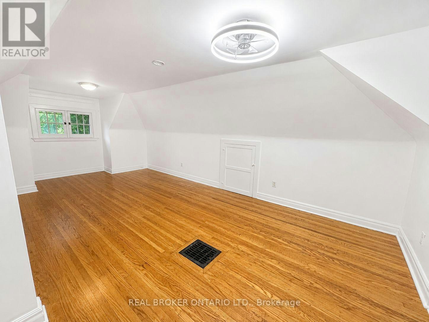 UPPER-272 Stinson Crescent, Hamilton, ON, L8N 1T7 - 15