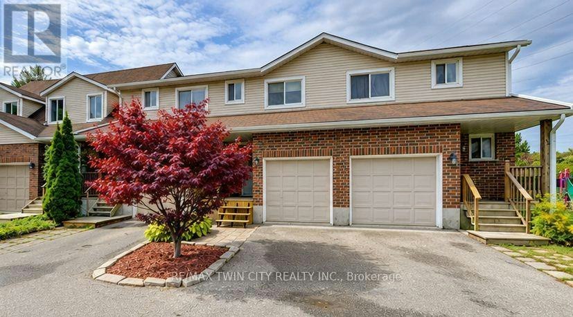 4-360 Cornridge Place, Waterloo, ON, N2T 2N9