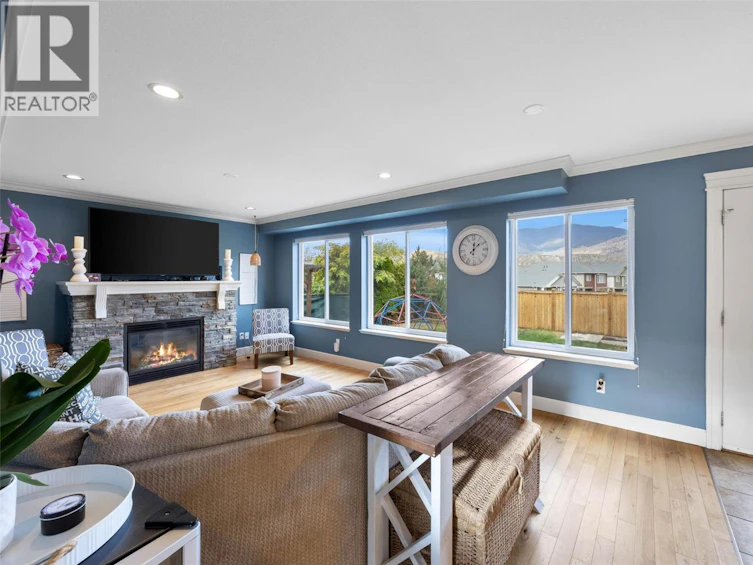 8910 Badger Drive, Kamloops, BC, V2C 6V2 - 4