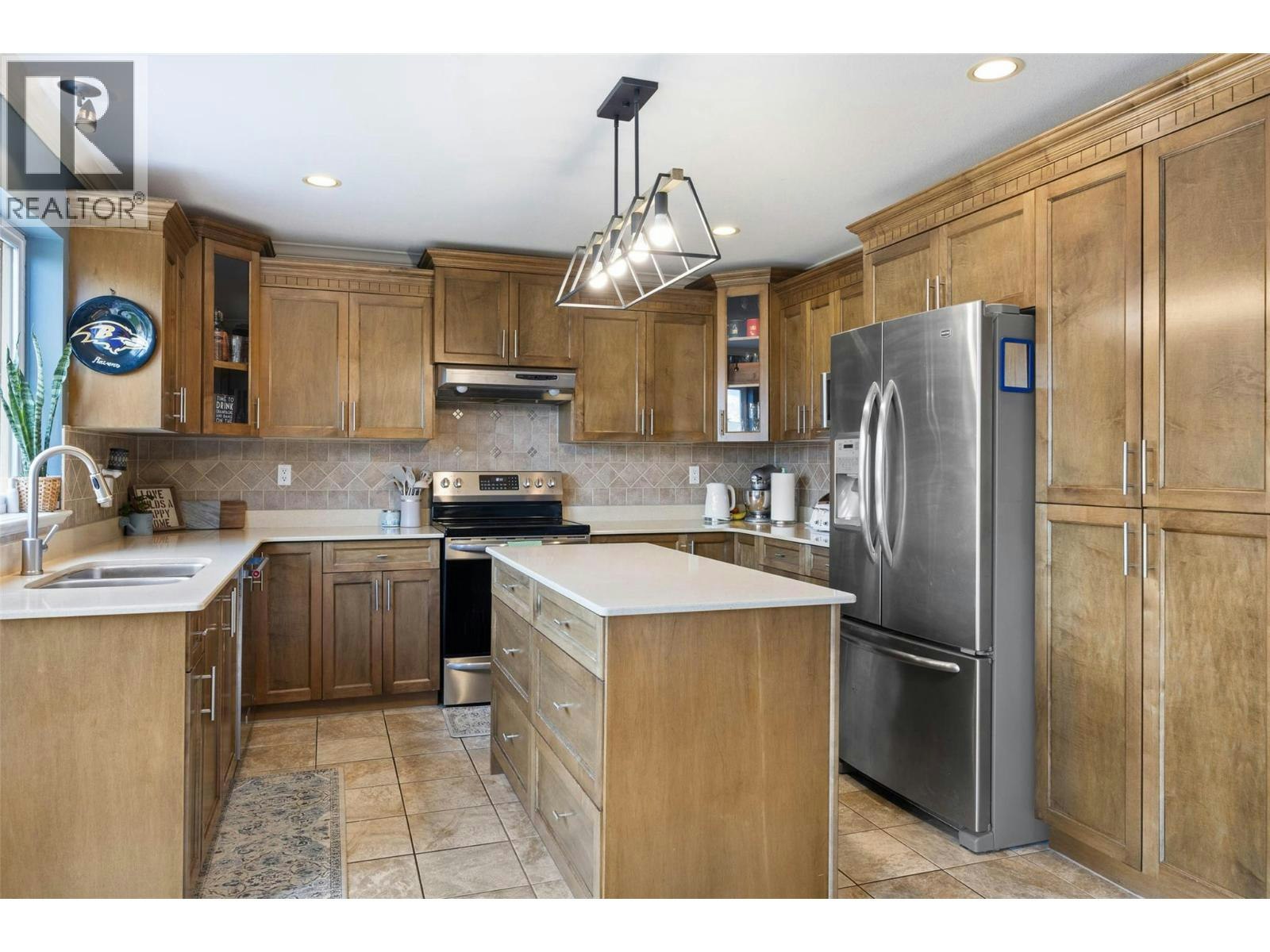 8910 Badger Drive, Kamloops, BC, V2C 6V2 - 7