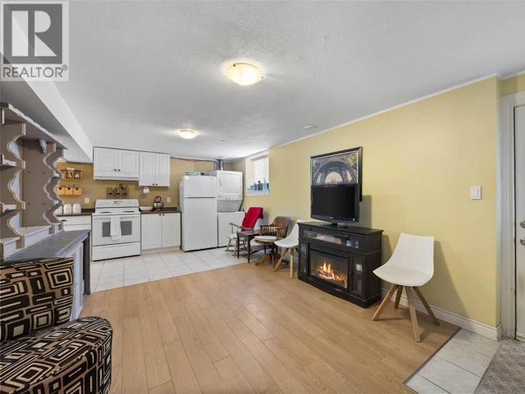8910 Badger Drive, Kamloops, BC, V2C 6V2 - 32