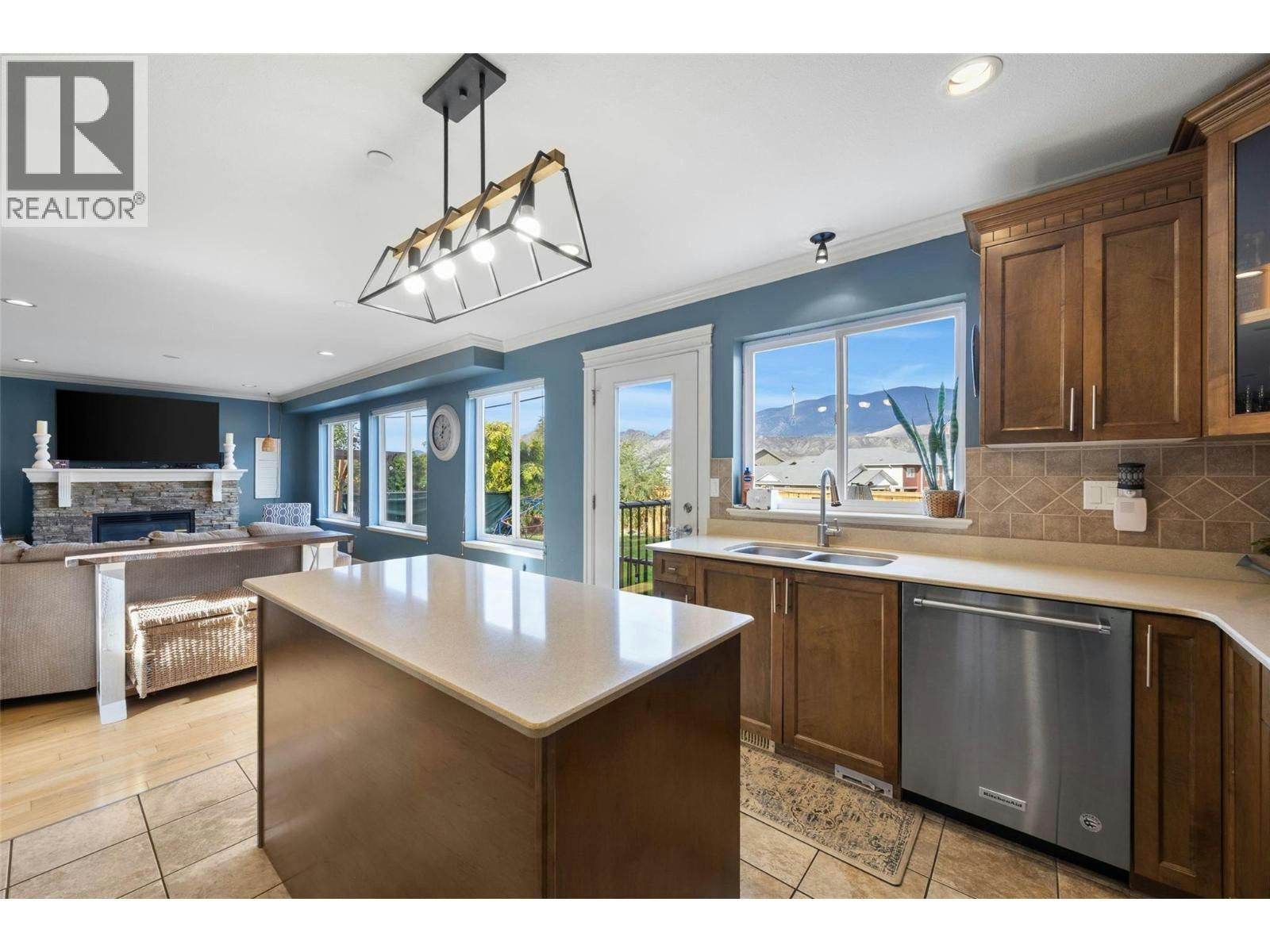 8910 Badger Drive, Kamloops, BC, V2C 6V2 - 9