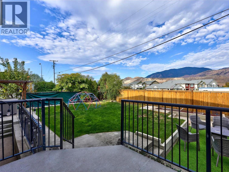 8910 Badger Drive, Kamloops, BC, V2C 6V2 - 11