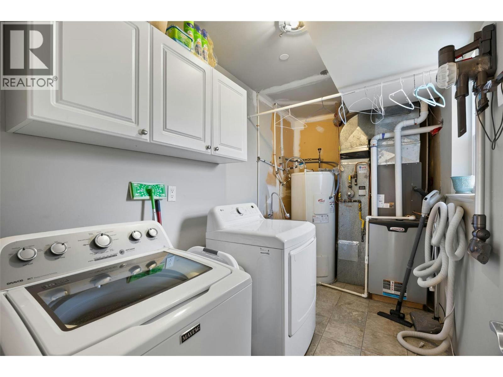 8910 Badger Drive, Kamloops, BC, V2C 6V2 - 36
