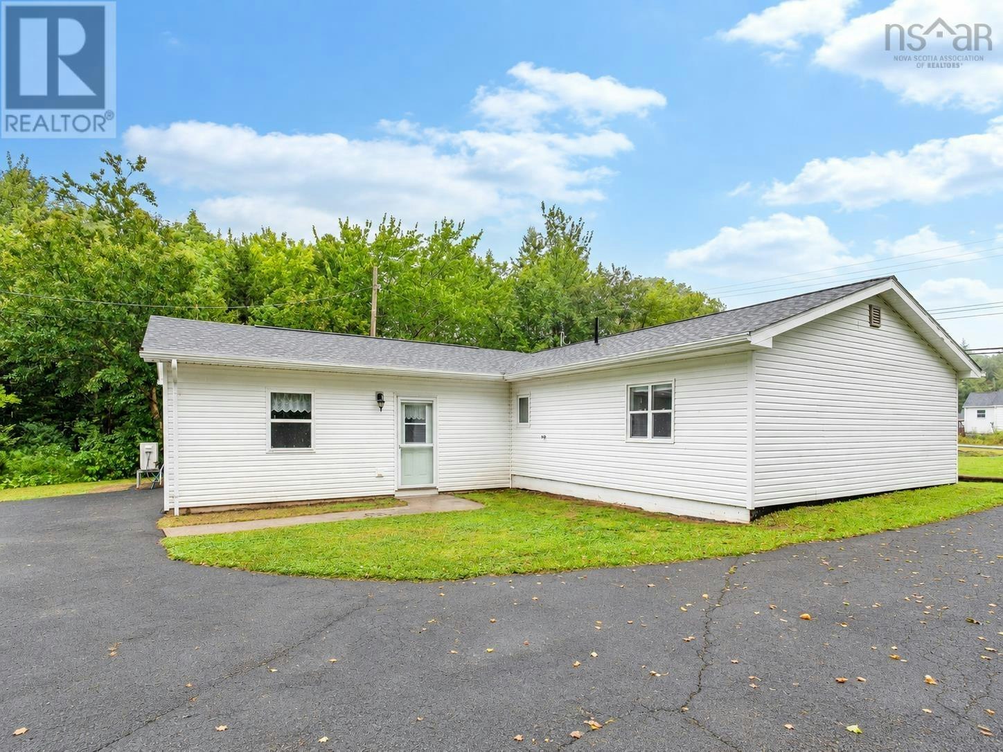 20 Bell Street, Lake Echo, NS, B2Z 1M8