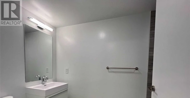 3205-39 Roehampton Avenue, Toronto, ON, M4P 0G1 - 4