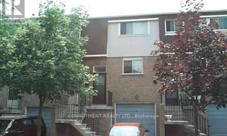 178-1915 Denmar Road E