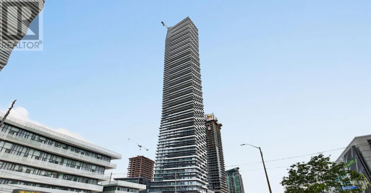 302-448 Burnhamthorpe Road W, Mississauga, ON, L5B 0R4