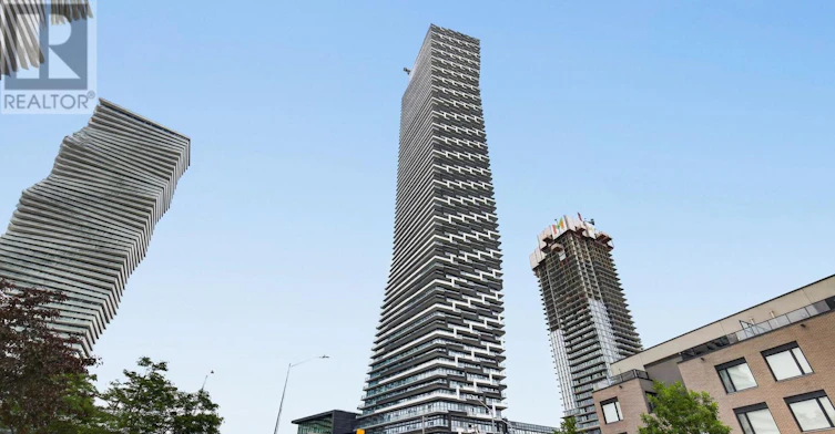 302-448 Burnhamthorpe Road W, Mississauga, ON, L5B 0R4 - 2