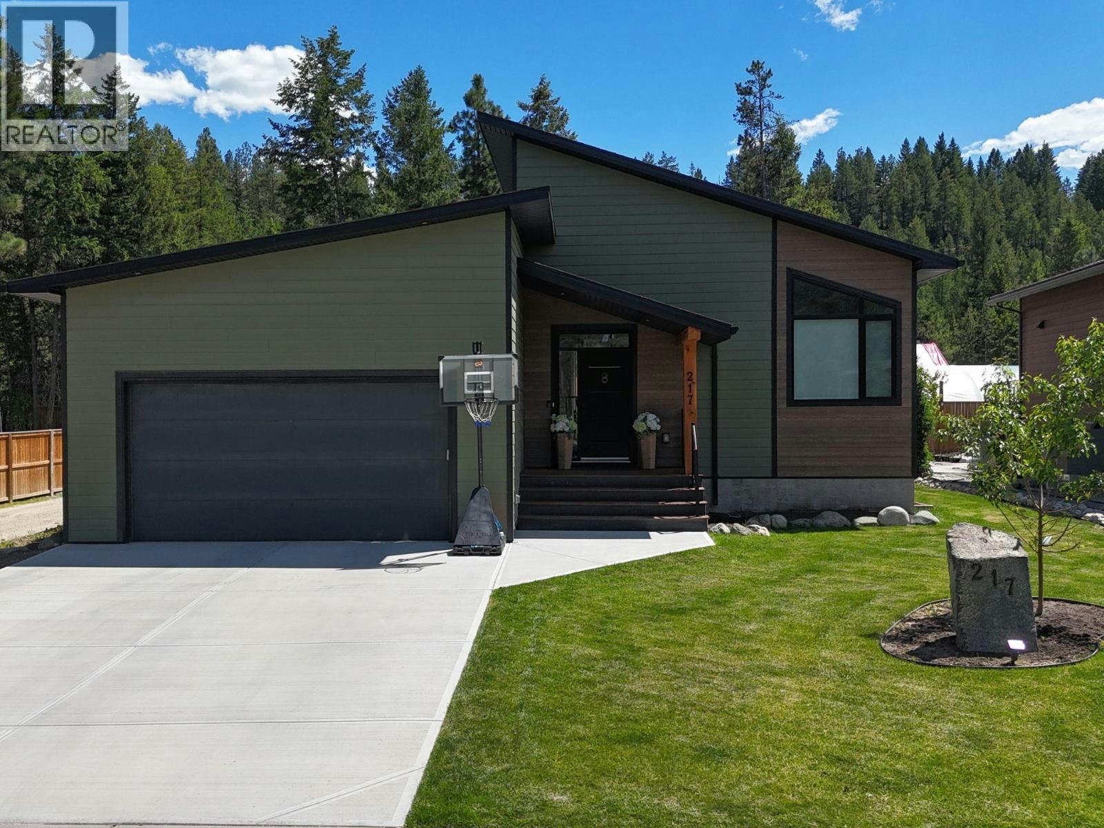217 Shadow Mountain Boulevard, Cranbrook, BC, V1C 0C6