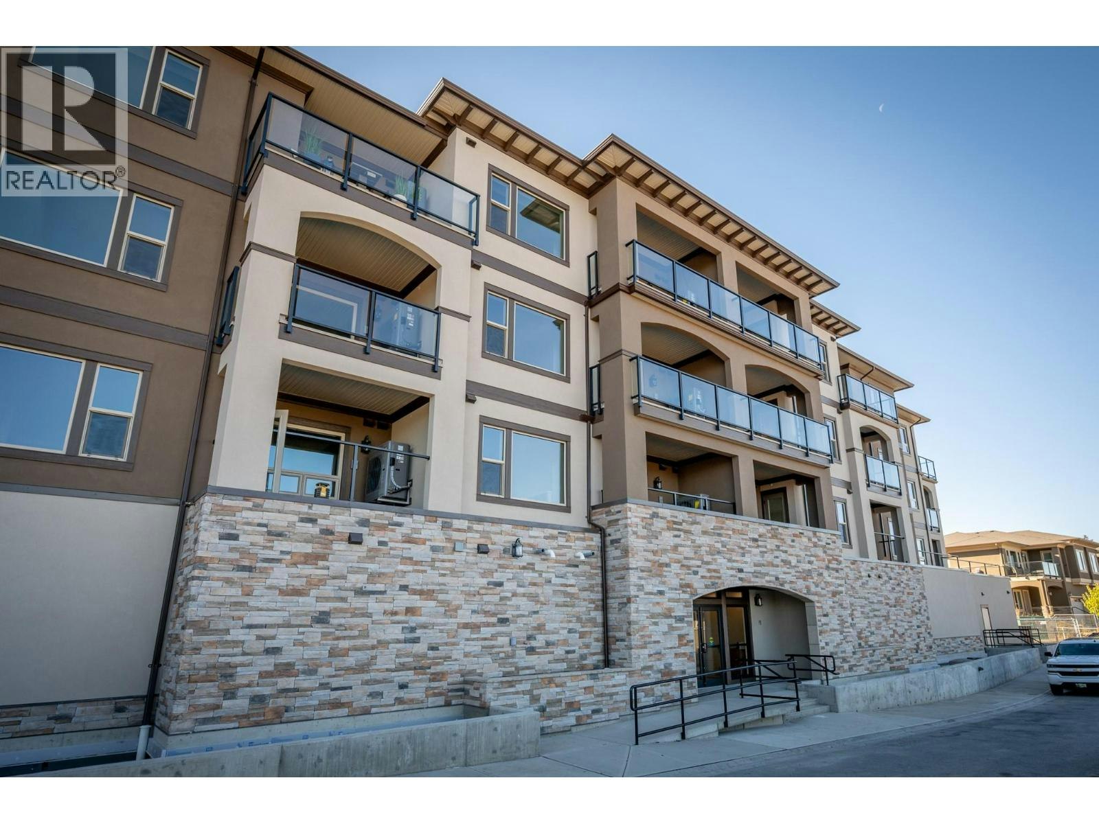 105-2171 Van Horne Drive, Kamloops, BC, V1S 0E2