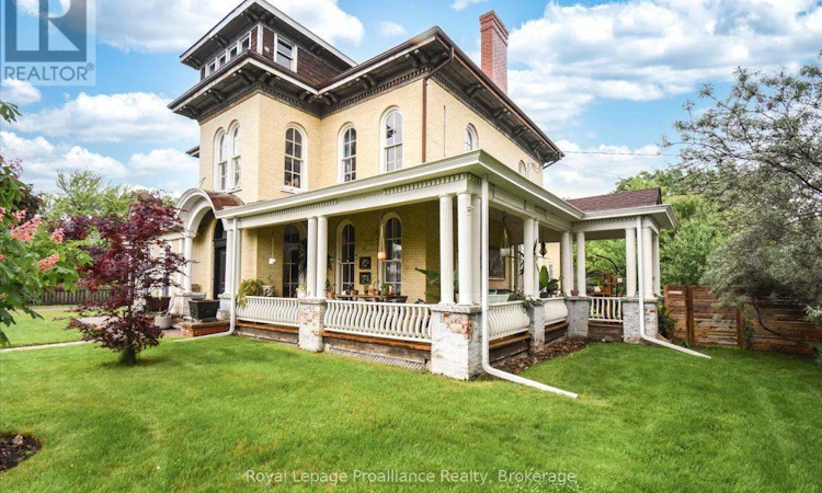 7 Marmora Street