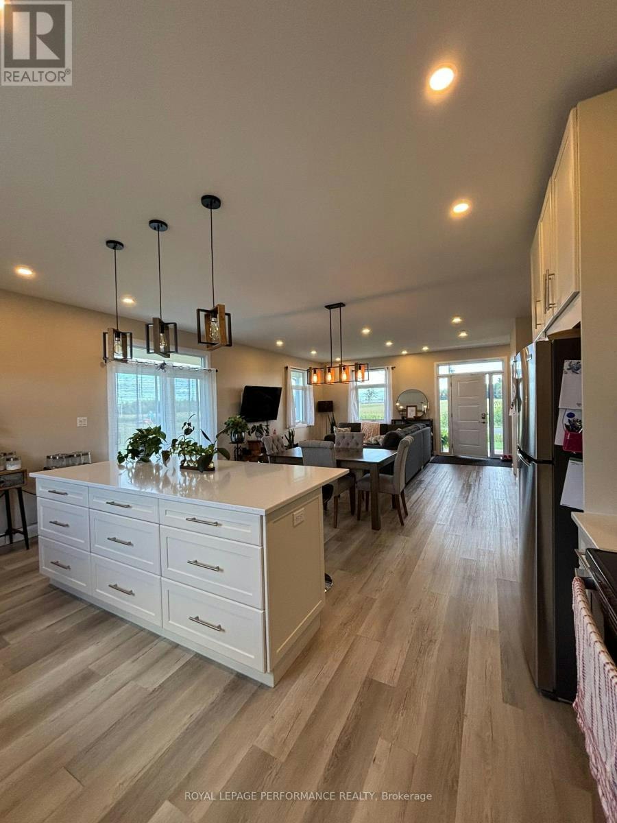 1776 Calypso Street, Limoges, ON, K0A 2M0 - 2