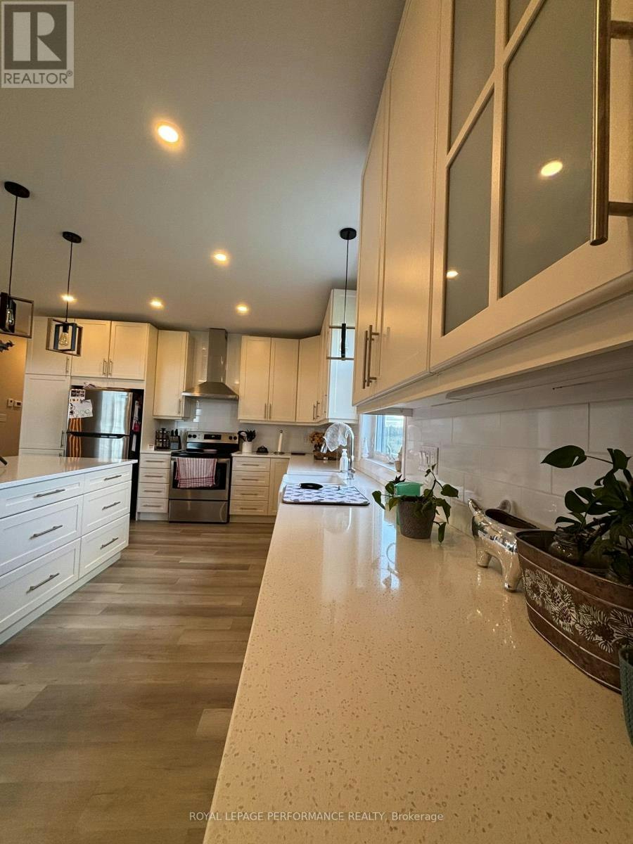 1776 Calypso Street, Limoges, ON, K0A 2M0 - 3