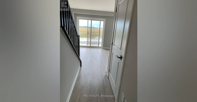 32 Limnos Lane N, Ottawa, ON, K2S 0V5 - 9