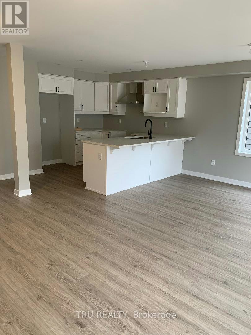 32 Limnos Lane N, Ottawa, ON, K2S 0V5 - 7