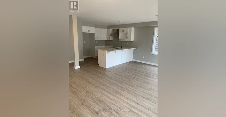 32 Limnos Lane N, Ottawa, ON, K2S 0V5 - 7