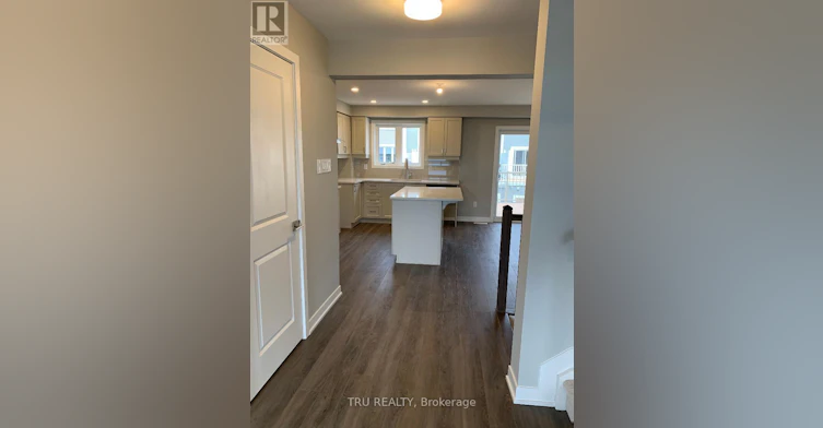 32 Limnos Lane N, Ottawa, ON, K2S 0V5 - 4
