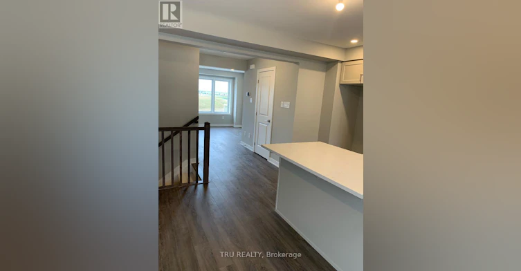 32 Limnos Lane N, Ottawa, ON, K2S 0V5 - 8