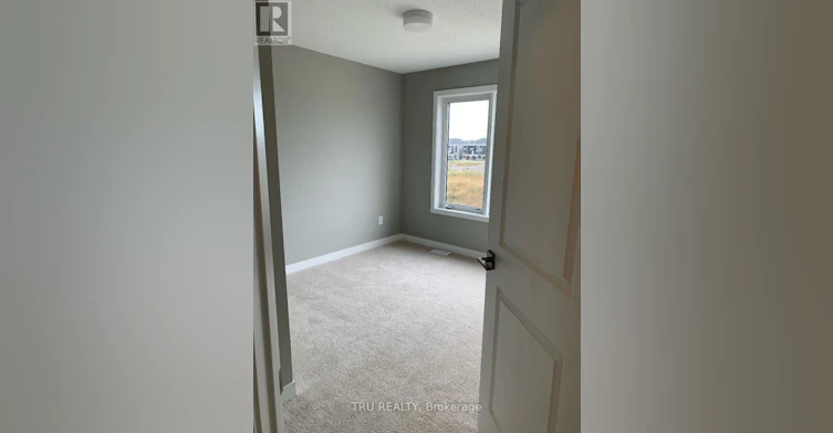32 Limnos Lane N, Ottawa, ON, K2S 0V5 - 10