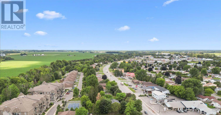 202-245 Equinox Drive E, Russell, ON, K0A 1W0 - 30