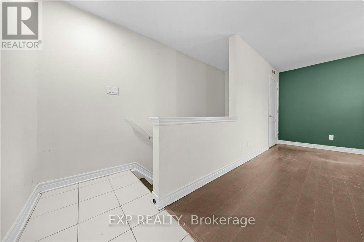 202-245 Equinox Drive E, Russell, ON, K0A 1W0 - 5