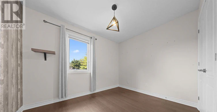 202-245 Equinox Drive E, Russell, ON, K0A 1W0 - 25