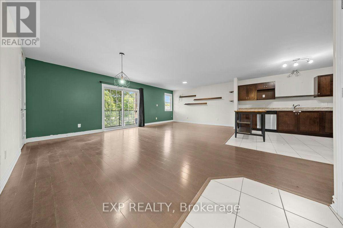 202-245 Equinox Drive E, Russell, ON, K0A 1W0 - 6