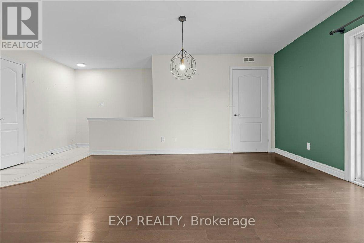 202-245 Equinox Drive E, Russell, ON, K0A 1W0 - 9