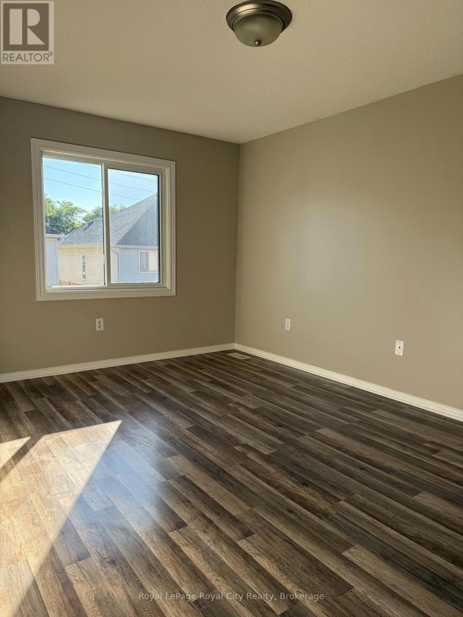 93-240 London Road W, Guelph, ON, N1H 8N8 - 7