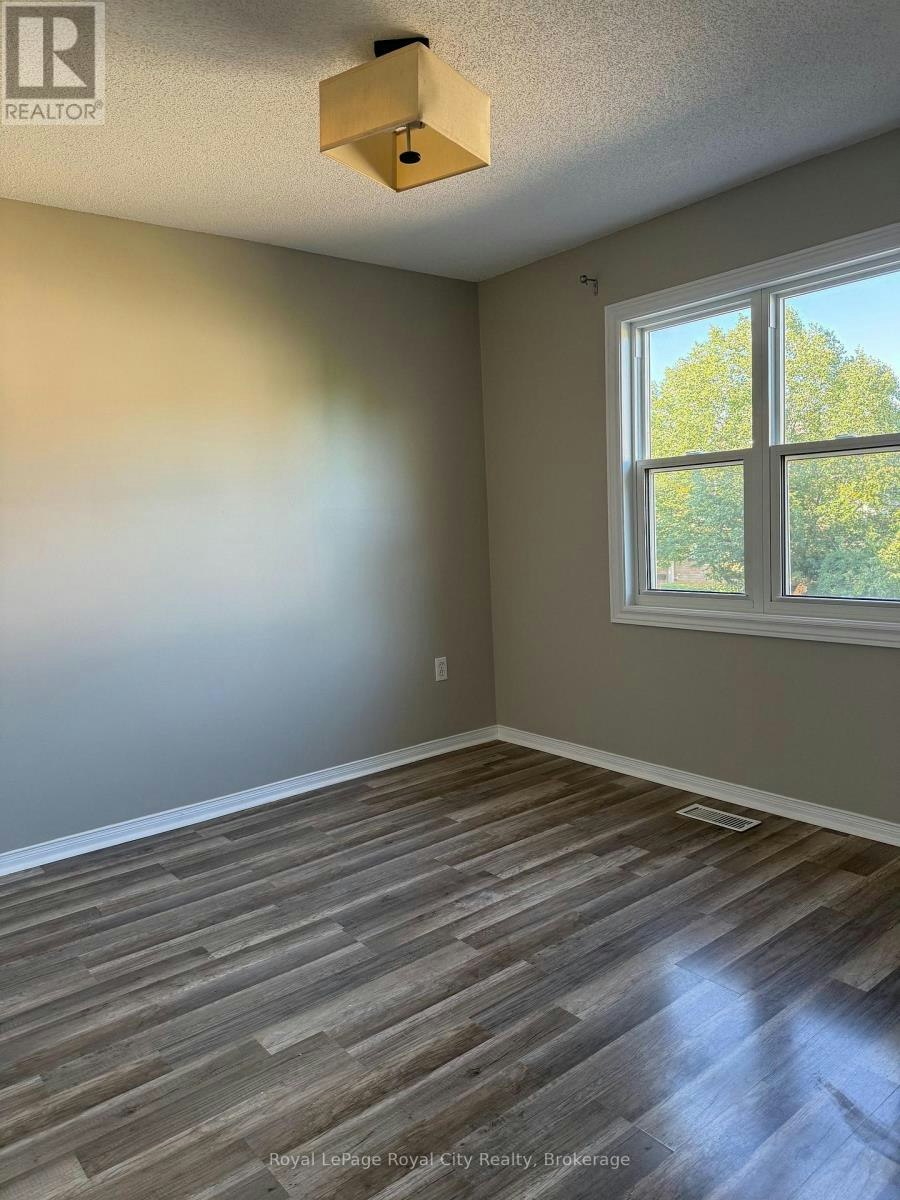 93-240 London Road W, Guelph, ON, N1H 8N8 - 6