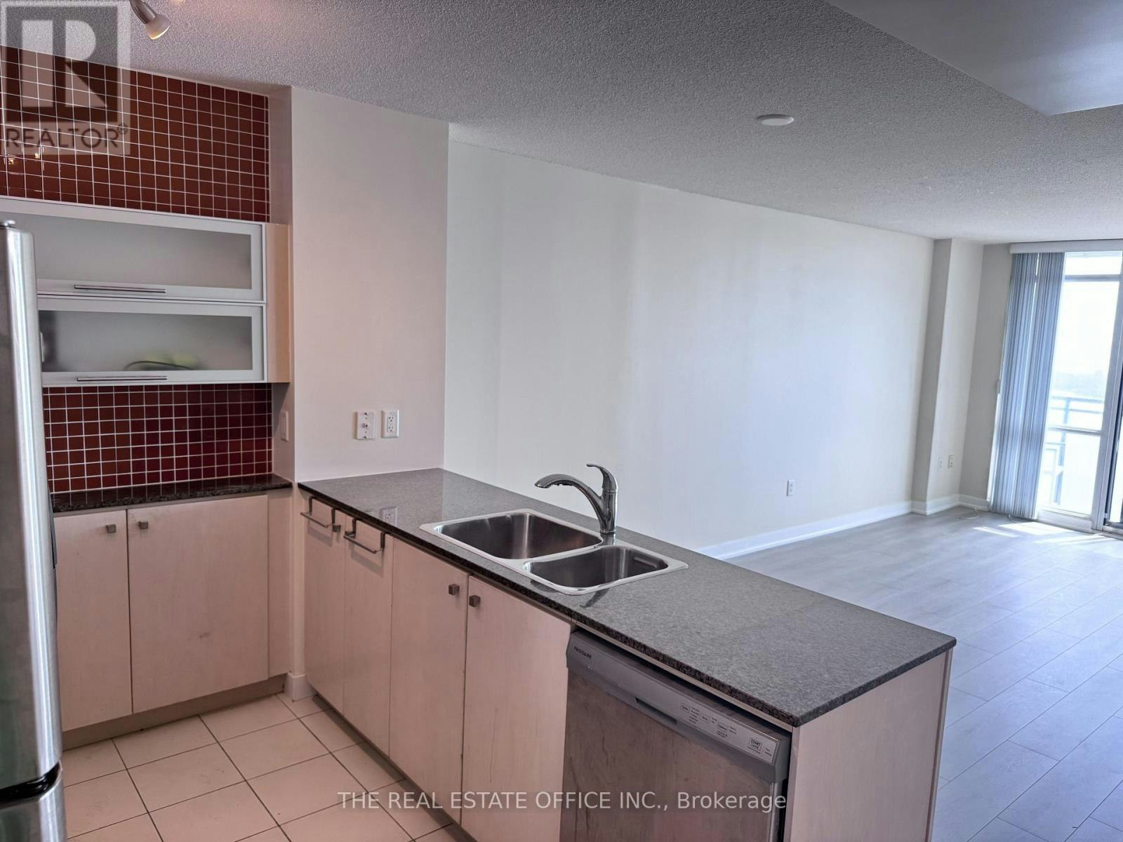 4712-11 Brunel Court, Toronto, ON, M5V 3Y3 - 4