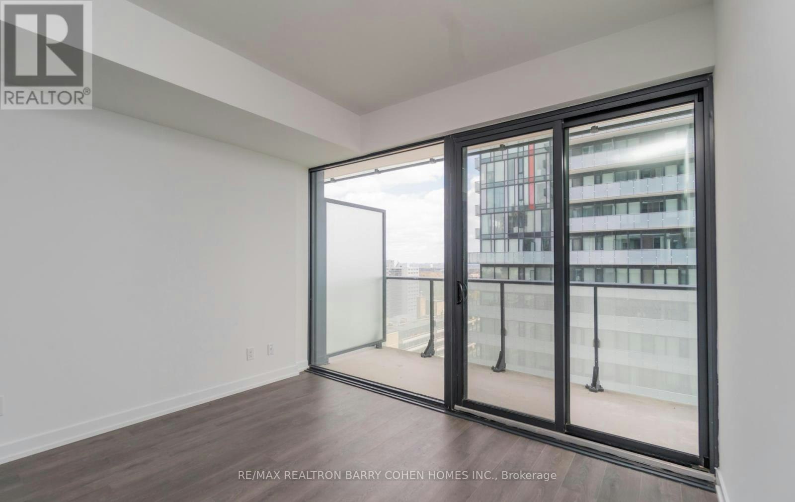 1807-161 Roehampton Avenue, Toronto, ON, M4P 1P9 - 4