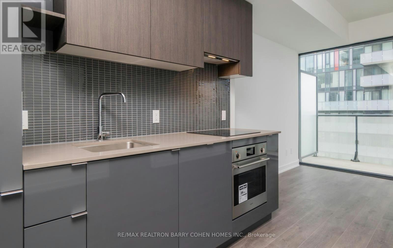 1807-161 Roehampton Avenue, Toronto, ON, M4P 1P9 - 8