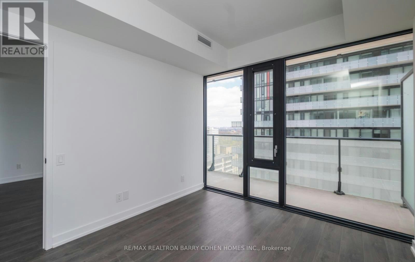 1807-161 Roehampton Avenue, Toronto, ON, M4P 1P9 - 11