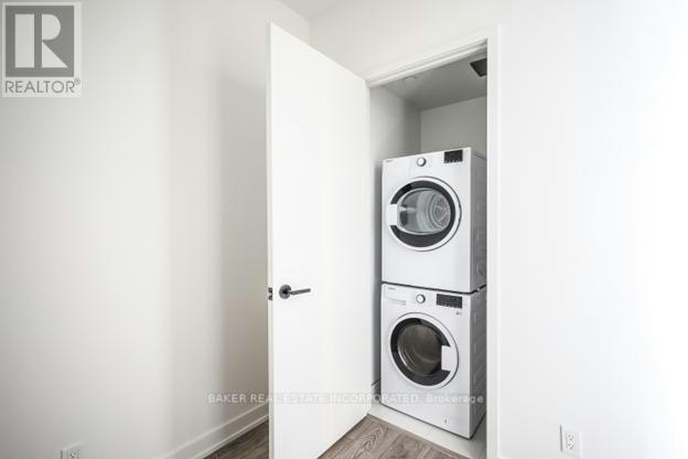 1617-108 Peter Street, Toronto, ON, M5V 0W2 - 17