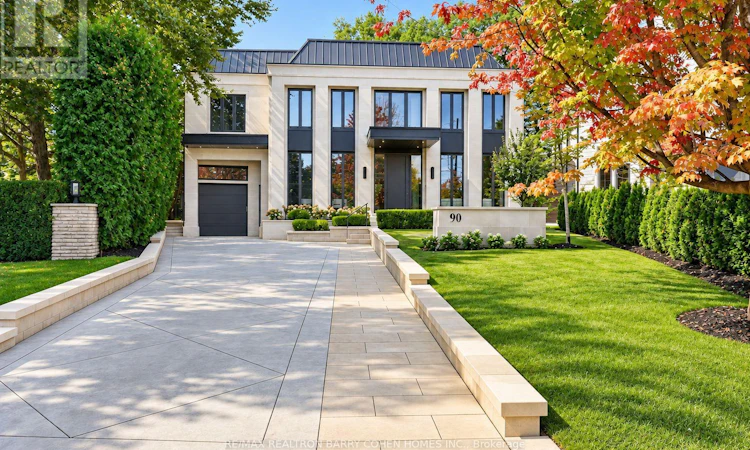 90 Arjay Crescent
