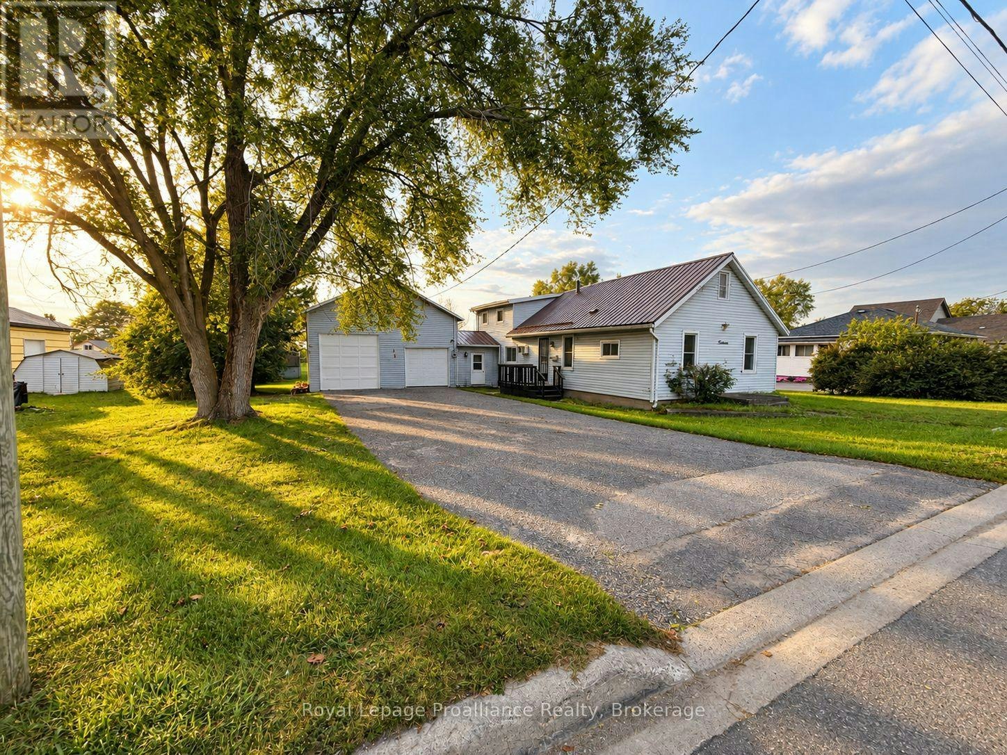 14 Pearl Street, Belleville, ON, K8N 4X2